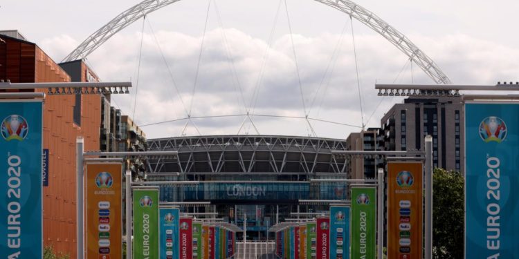 Euro 2020, esperto Gb: “60mila tifosi a Wembley è disastro annunciato”