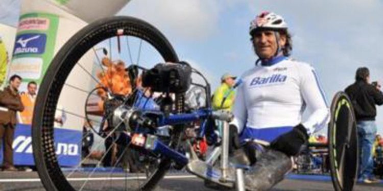 Zanardi, un anno fa l’incidente. La famiglia: “Noi non abbiamo perso la speranza”