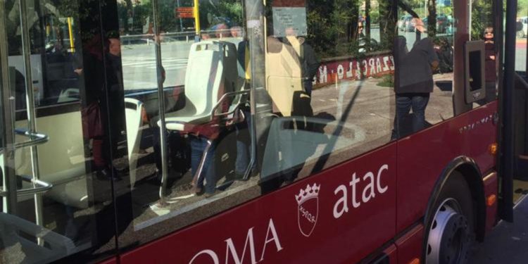 Mottura (Atac): ”Rinnovata metà flotta, serve altra spallata per eliminare bus vecchi”