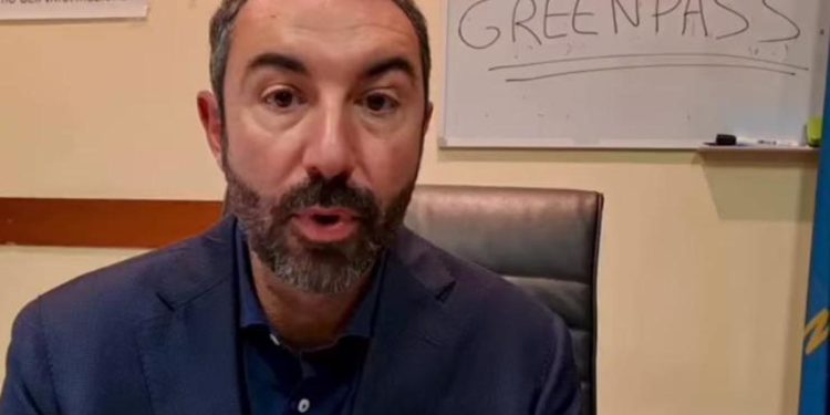 Barillari: “Senza Green pass in Regione, mi tirino fuori con la forza”