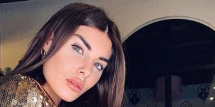 Bianca Atzei racconta in un post il dramma dell’aborto