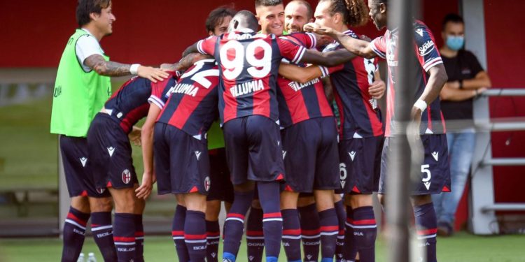 Bologna-Lazio 3-0, tris rossoblu e aggancio in classifica