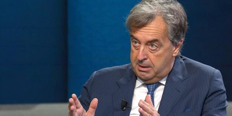 Covid Italia, Burioni: “8 milioni di non vaccinati, inspiegabile”