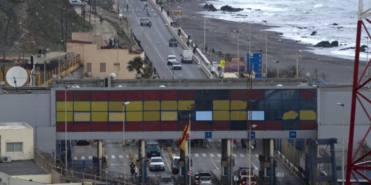 Migranti, la ‘guerra dei muri’ e le barriere che già ci sono