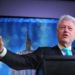 Bill Clinton, quarta notte in terapia intensiva