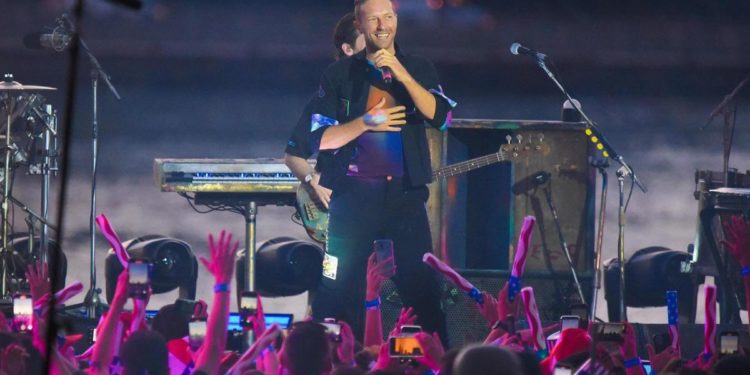 Coldplay, Chris Martin annuncia: “Ci fermeremo al 12° album”