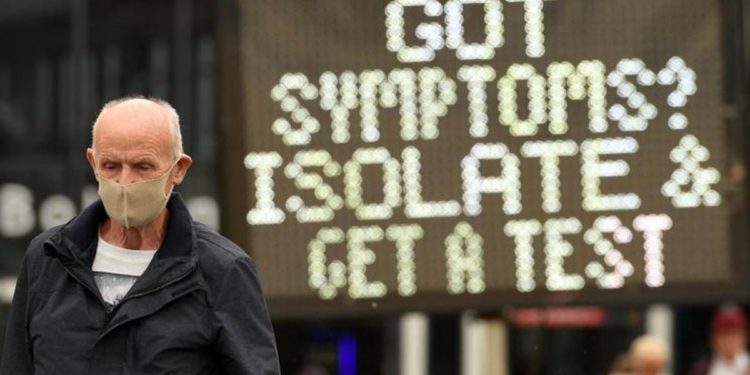 Covid oggi Gb, niente lockdown ma l’inverno “sarà duro”