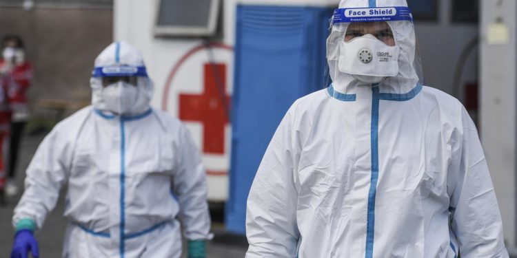 Covid oggi Campania, 279 contagi: bollettino 15 ottobre