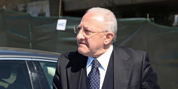 Covid Campania, De Luca: “Contagi aumentano, deve preoccuparci”