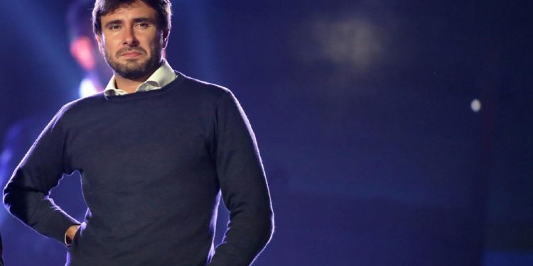Di Battista vs Calenda e Michetti: “Se ne fregano dei cittadini”