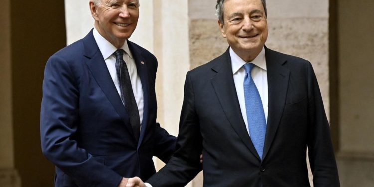 G20, Draghi posa ‘prima pietra’ summit: asse con Biden sul clima