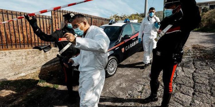 Omicidio Ercolano, ragazzi uccisi: fermato 53enne, 11 colpi sparati