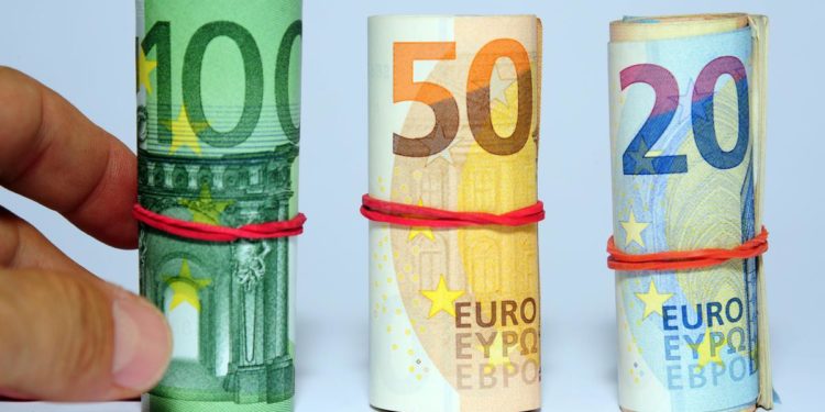 Ey, senior economy leva sviluppo, consumi per circa 200 mld anno