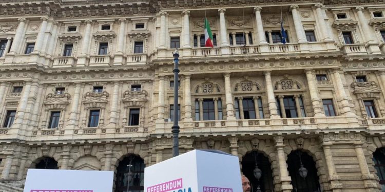 Referendum Eutanasia, firme depositate in Cassazione