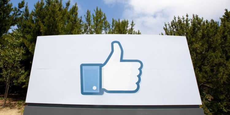 Facebook, 10 mila posti di lavoro in Ue per ‘Metaverse’