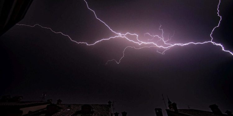 Maltempo in Campania, scatta allerta gialla