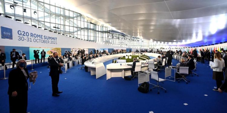 G20 Roma, il dilemma del saluto tra i leader