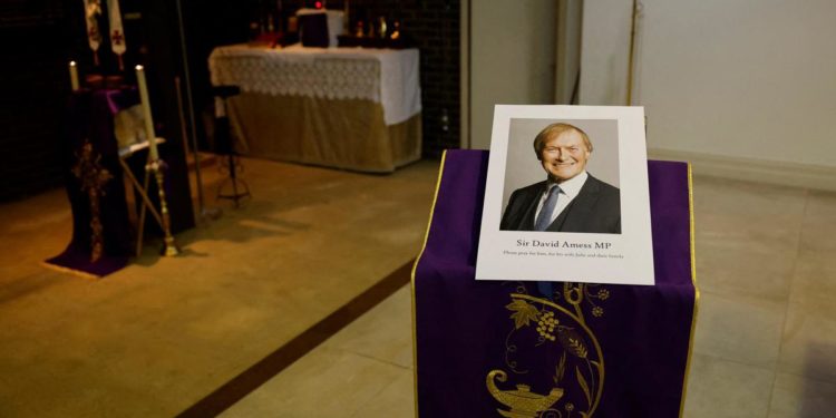 Gb, omicidio deputato David Amess è “atto terroristico”