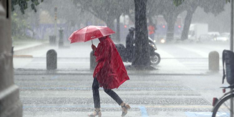 Maltempo sull’Italia, è ancora allerta meteo