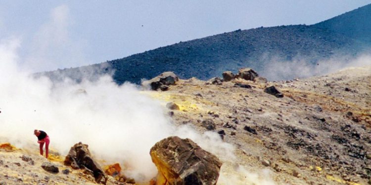 “Valori fuori norma”, allerta all’isola di Vulcano