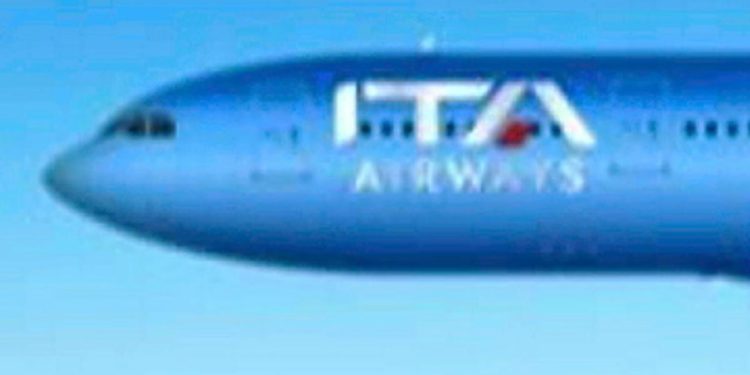 Ita Airways, stilisti ‘bocciano’ aerei azzurri
