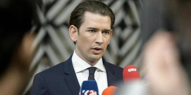 Austria, cancelliere Kurz si dimette