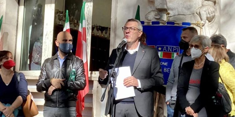 Assalto a Cgil Roma, Landini: “Nessuno ci fa paura, non ci fermeremo”