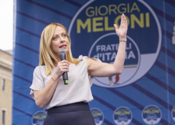 Fdi, documento Meloni: “No a nostalgie storiche e tentazioni totalitarie”