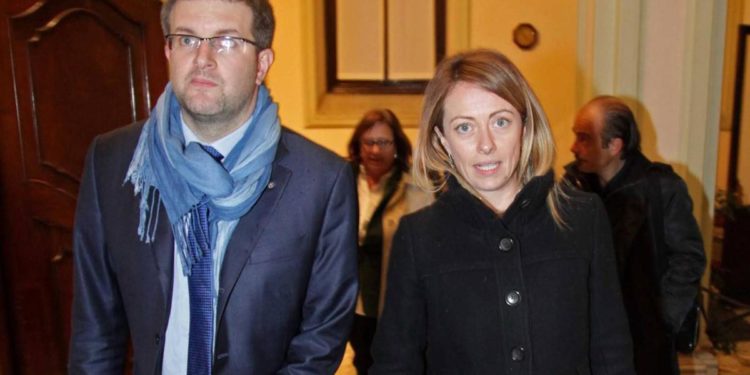 Fdi, caso Fidanza: sospetti sui tempi e ira su La7