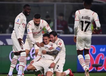 Bologna-Milan 2-4, poker e rossoneri in testa