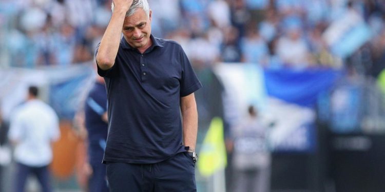 Roma-Napoli, Mourinho: “Non sono uno str… ma un grande allenatore”