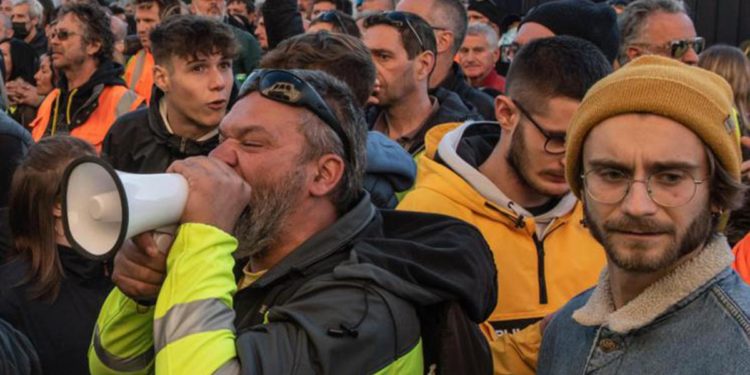 Focolaio Trieste, Riccardi: “Per protesta No Green Pass”