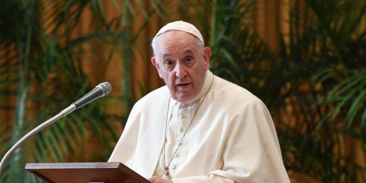 Papa: “Sinodo non sia evento di facciata, no a una Chiesa museo”