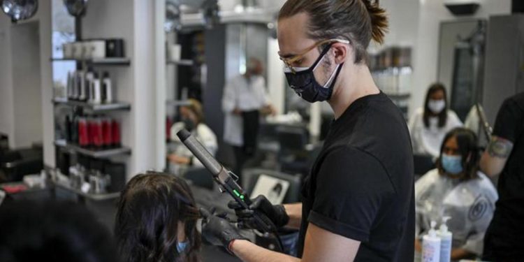 Green pass lavoro, Faq governo: controlli, multe, non vaccinati