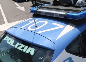 Sputava ogni giorno sull’auto dell’ex, arrestato 39enne