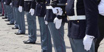 Green pass obbligatorio, 18mila poliziotti senza vaccino