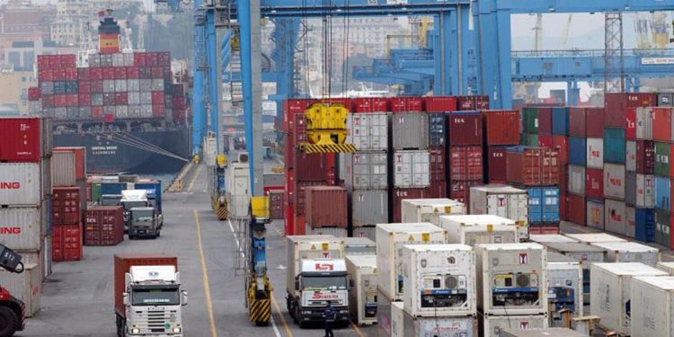 Green pass obbligatorio, portuali e camionisti: “Così Italia si blocca”