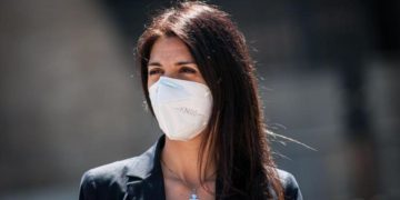 M5S, Raggi a eletti: “Niente correnti, accusa offensiva”