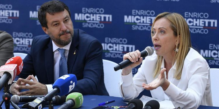 Green pass obbligatorio, Meloni e Salvini: “Tamponi siano gratis”
