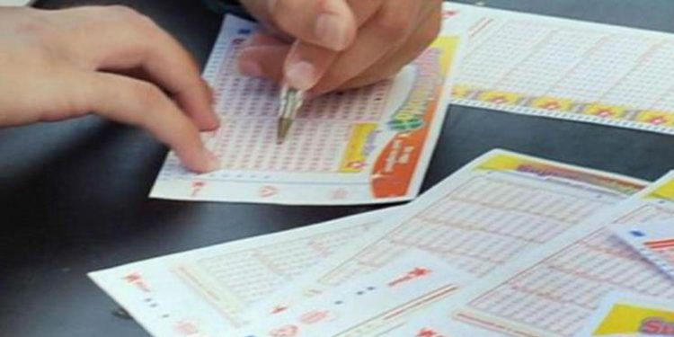 Superenalotto estrazione vincente, numeri 12 ottobre 2021