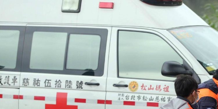 Taiwan, brucia palazzo di 13 piani: almeno 22 morti