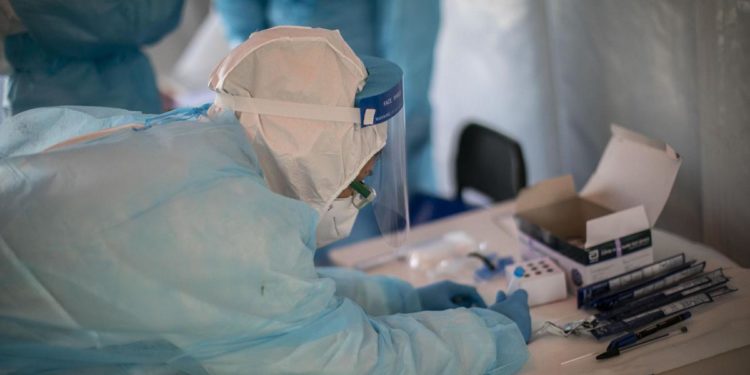 Covid oggi Italia, bollettino Protezione Civile e numeri contagi regioni