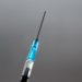 Vaccino Covid, Ema: sì terza dose a immunodepressi e over 18