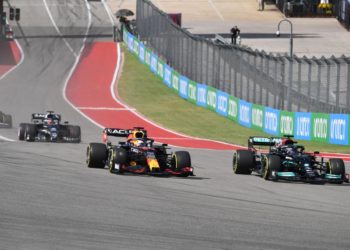 F1, Gp Usa: vince Verstappen davanti a Hamilton
