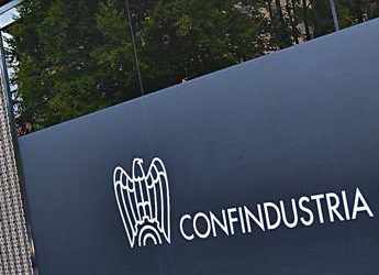 Confindustria, corsa per la presidenza: tre in lizza per il dopo-Bonomi