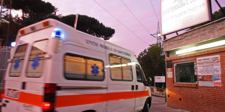 Covid oggi Campania, ordinanza: stop ricoveri non urgenti