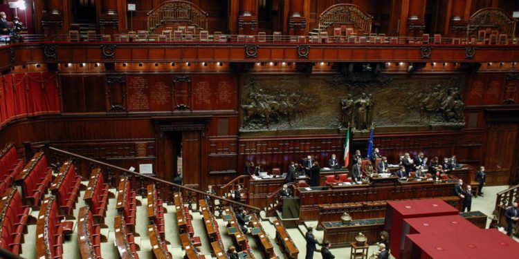 Quirinale 2022, Forza Italia si smarca da Salvini e Meloni