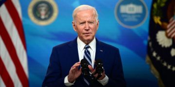 Biden, reset a un anno dal mandato: conferenza per “parlare agli Usa”