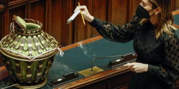 Quirinale 2022, lettera Boschi a Fico per richiesta 2 votazioni al giorno