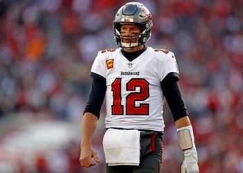 Nfl, Tom Brady si ritira